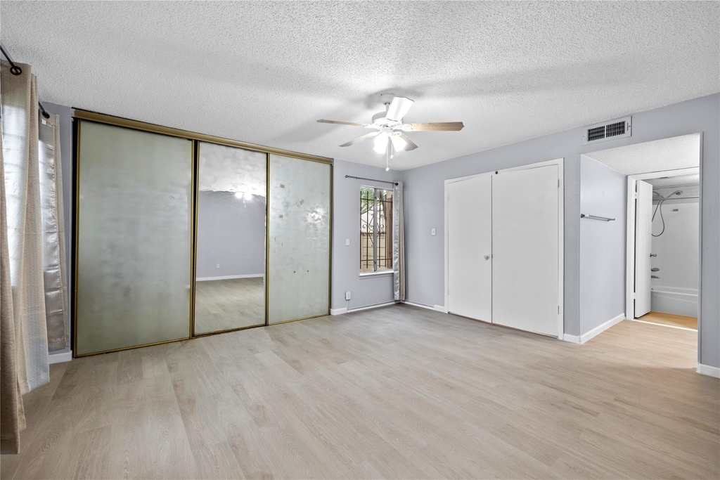 12528 Wellington Park Drive - Photo 6