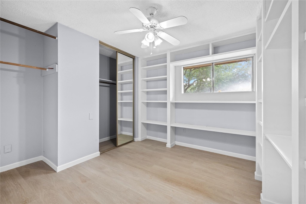 12528 Wellington Park Drive - Photo 18