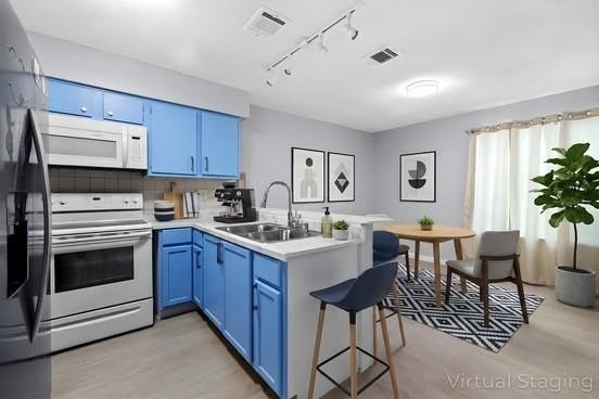 12528 Wellington Park Drive - Photo 14