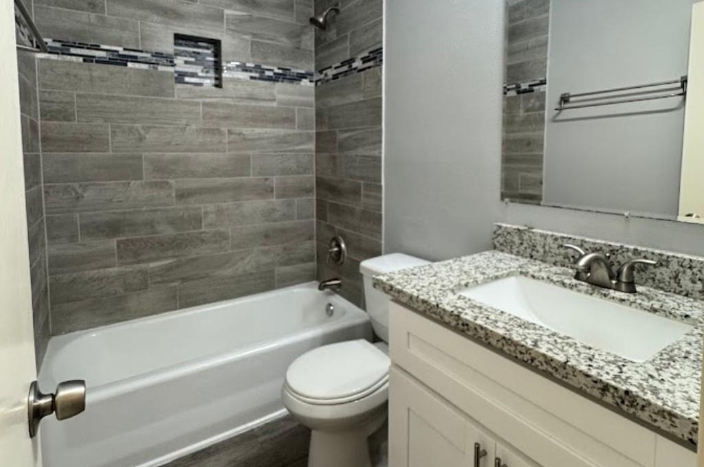 1819 Lincoln Drive - Photo 11