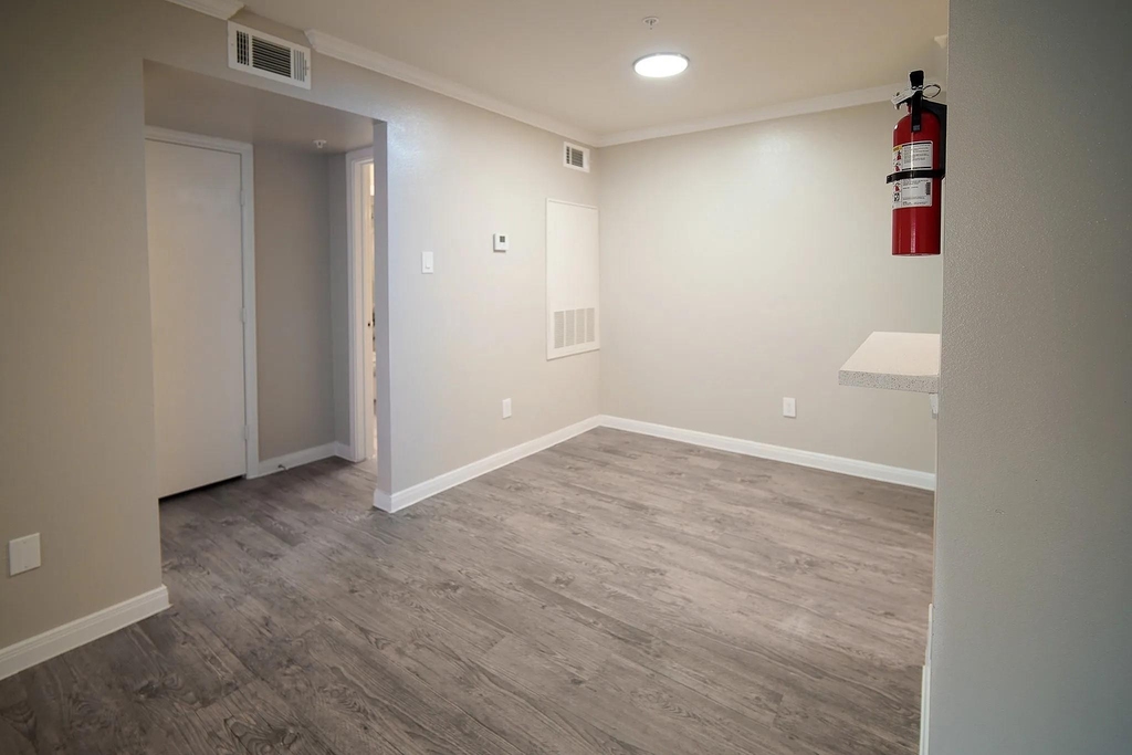8455 Will Clayton Parkway - Photo 14