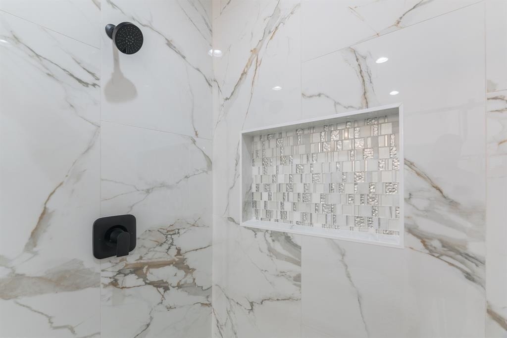 890 Lucky Street - Photo 33
