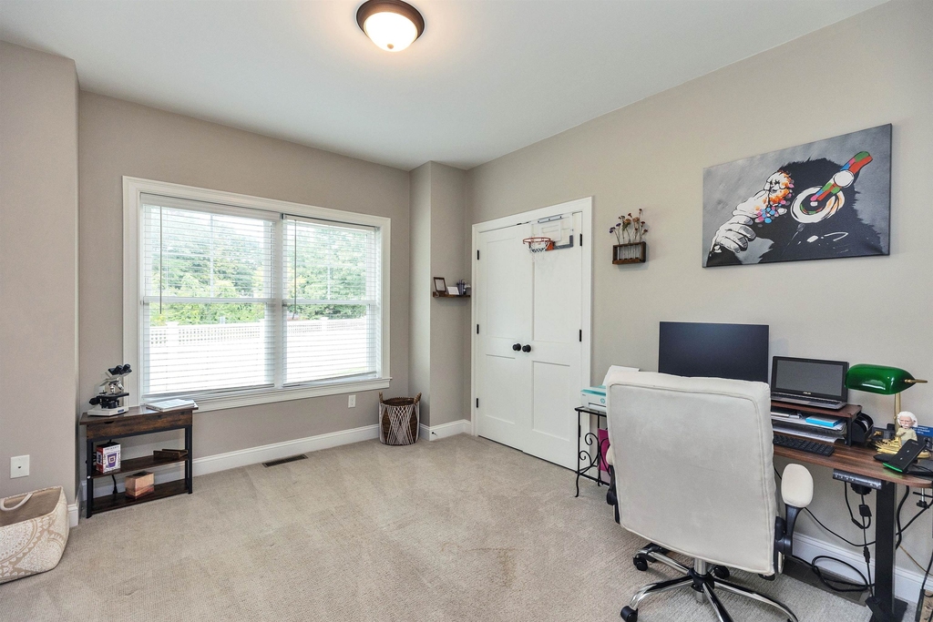 297 Merritt Nyberg - Photo 48