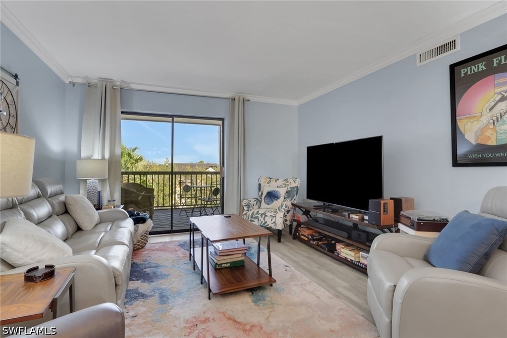 2121 Collier Avenue - Photo 10
