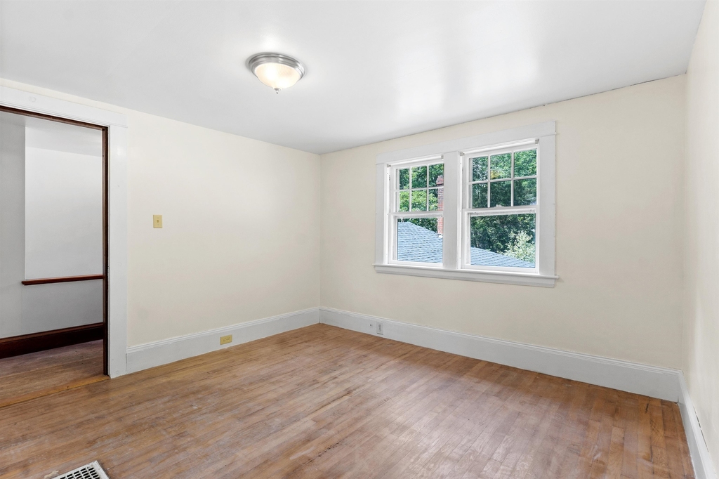 15 Sherburne - Photo 18