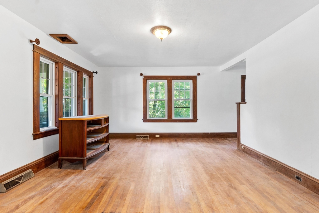 15 Sherburne - Photo 11