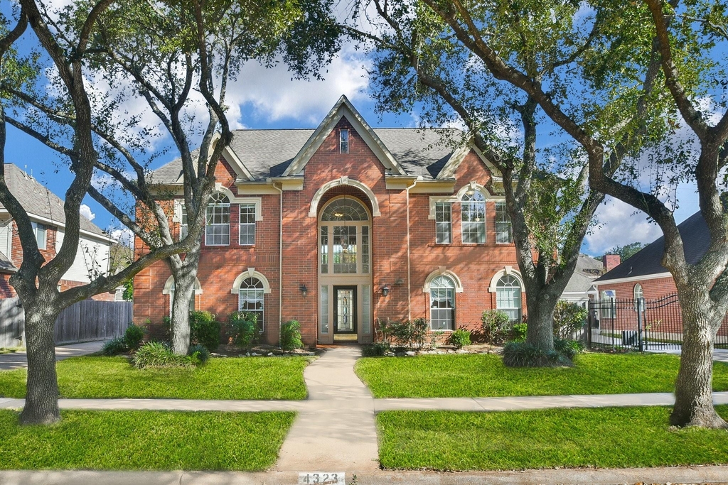 4323 Magnolia Lane - Photo 1