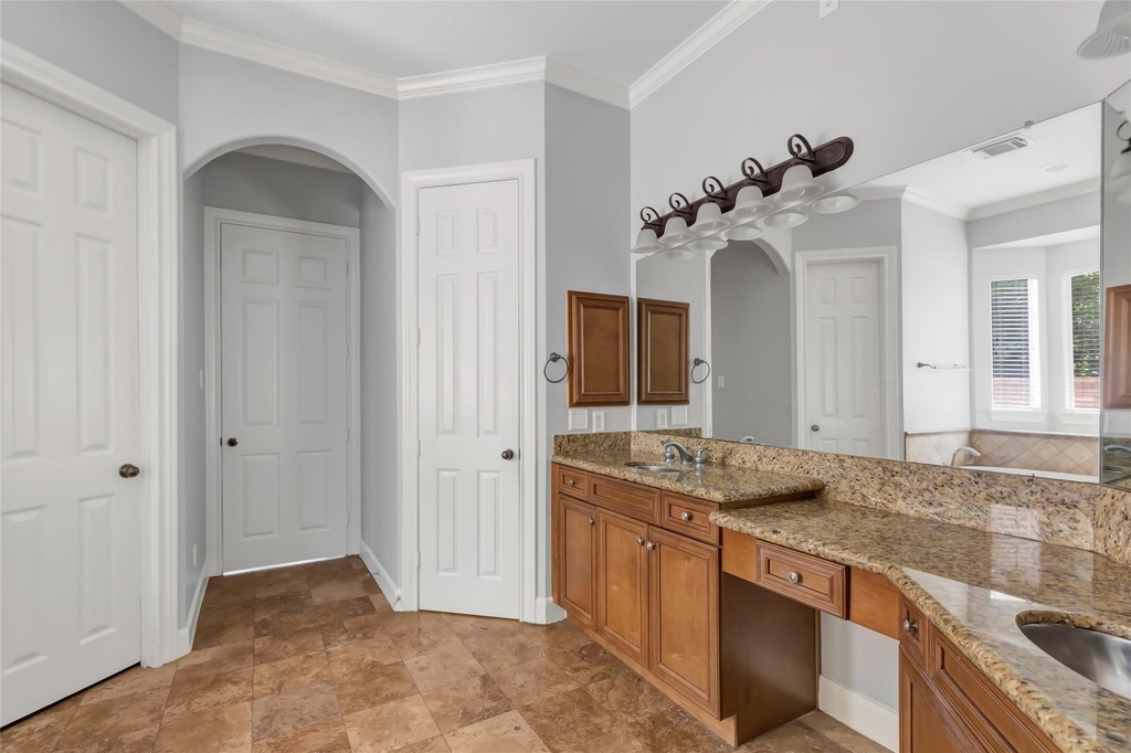 14115 Norhill Pointe Drive - Photo 31