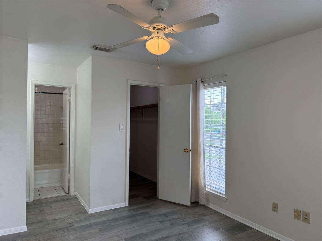 2626 Holly Hall Street - Photo 10