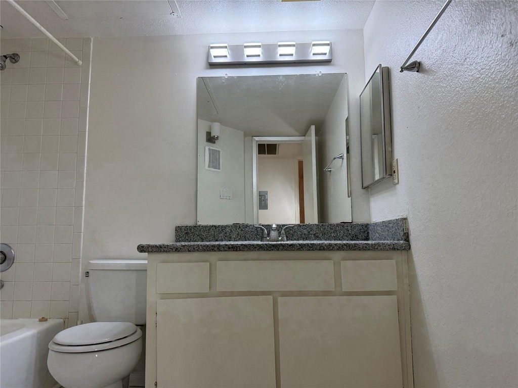 2626 Holly Hall Street - Photo 19