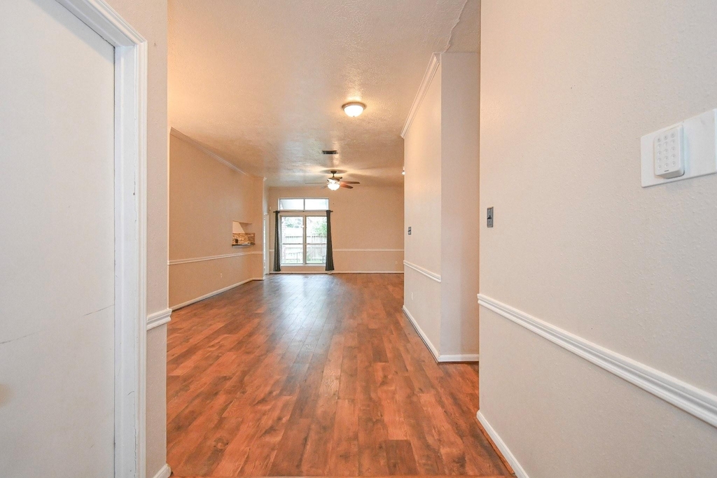 16302 Ash Point Lane - Photo 4
