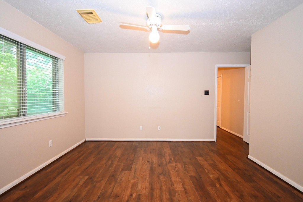 16302 Ash Point Lane - Photo 19