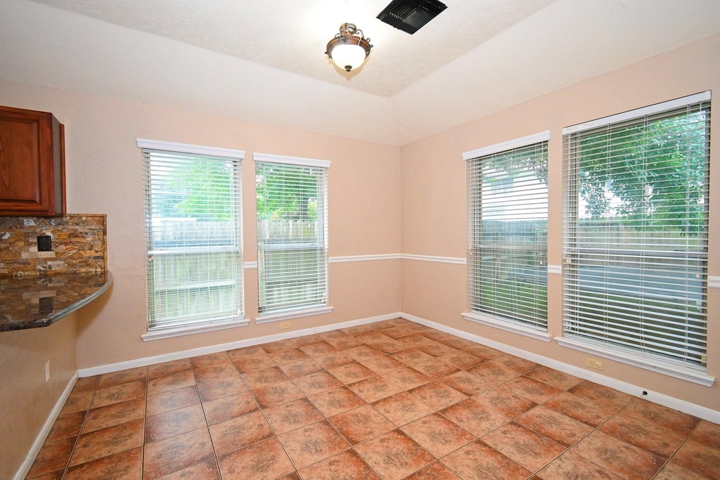 16302 Ash Point Lane - Photo 13