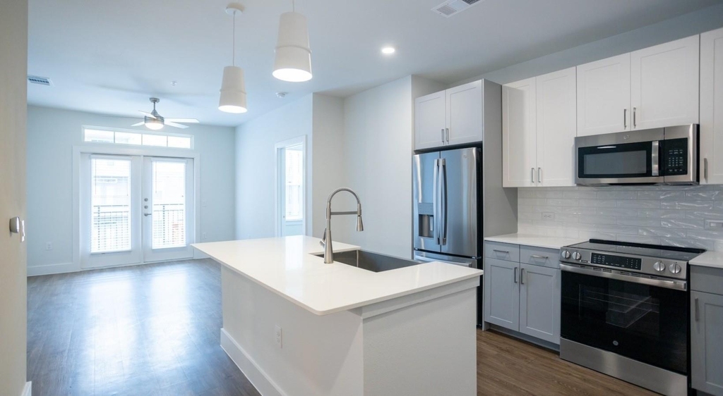 11111 Nexus Avenue - Photo 8