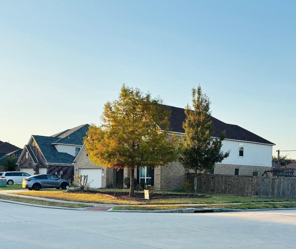 9947 Valance Way - Photo 2