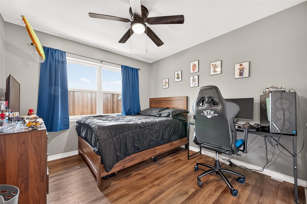 1005 Avenue D - Photo 27