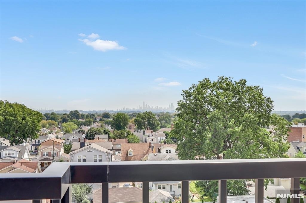 85 Ridge - Photo 8