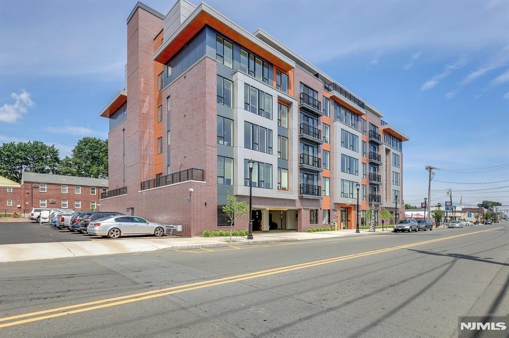 85 Ridge - Photo 1