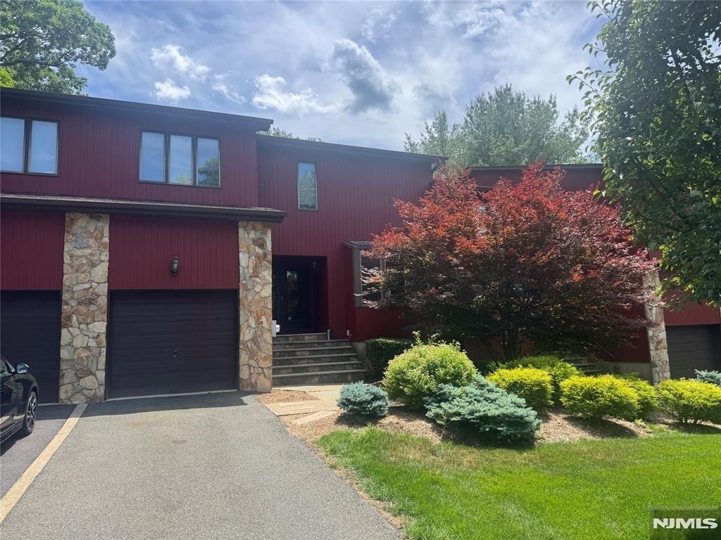 244 Butternut - Photo 0