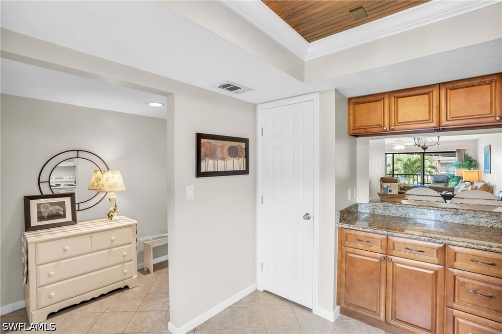 4640 Chantelle Drive - Photo 11