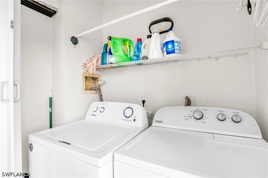 4640 Chantelle Drive - Photo 20