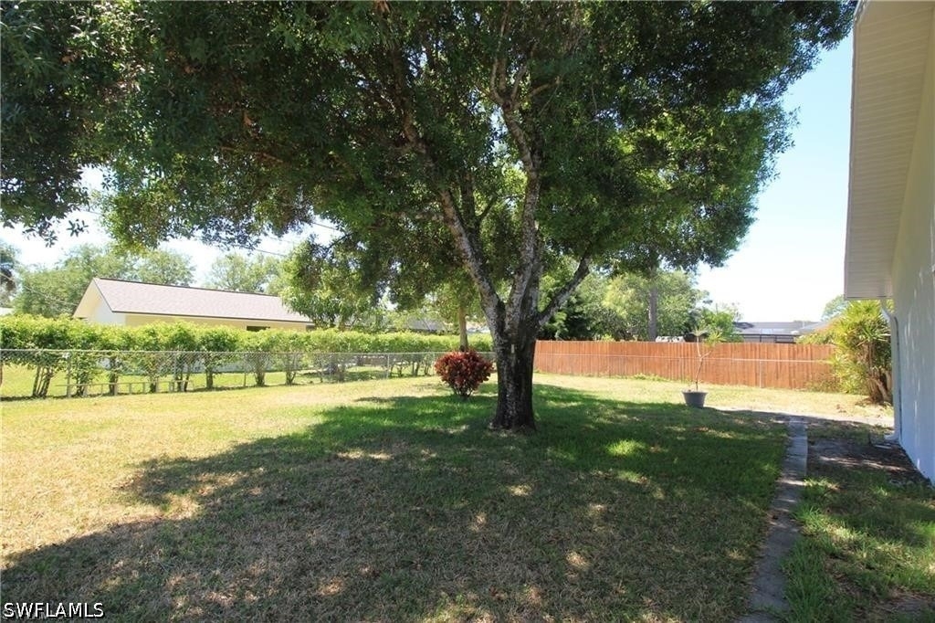 224 Erie Drive - Photo 16