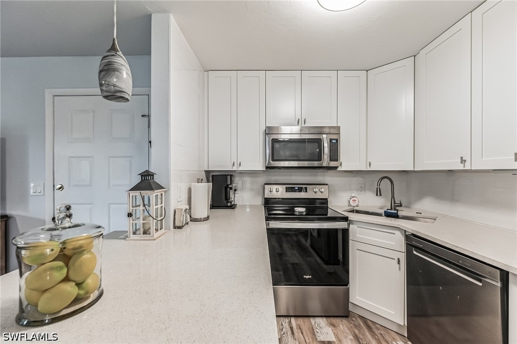 8081 S Woods Circle - Photo 20