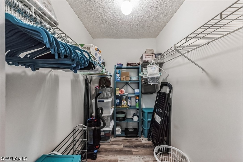 8081 S Woods Circle - Photo 17