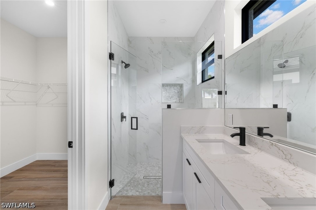 3032 Woodside Avenue - Photo 16