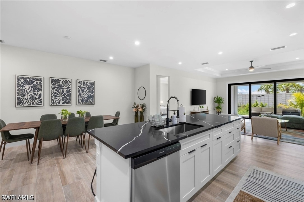 3032 Woodside Avenue - Photo 7