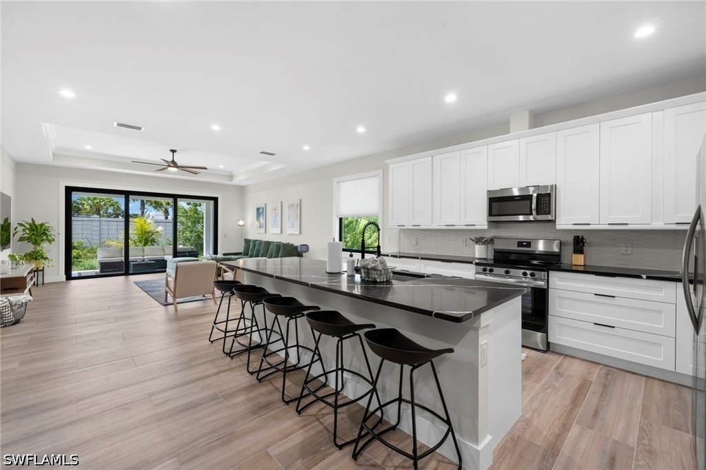 3032 Woodside Avenue - Photo 5
