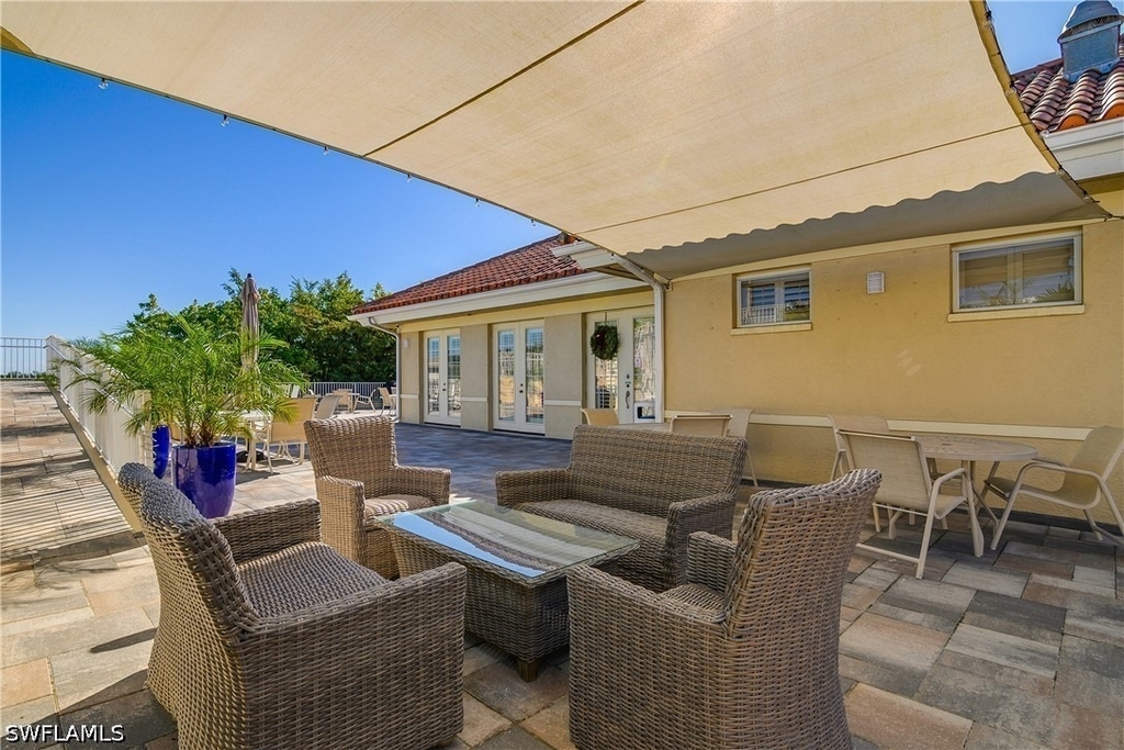 451 Bayfront Place - Photo 18