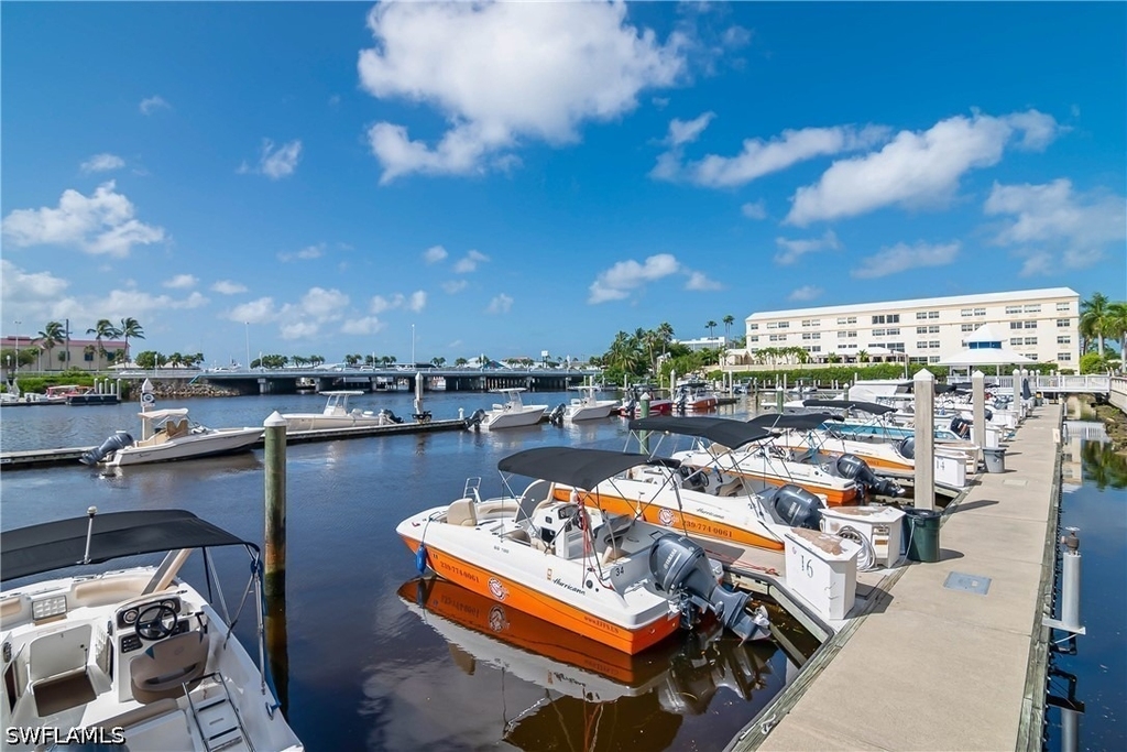 451 Bayfront Place - Photo 20