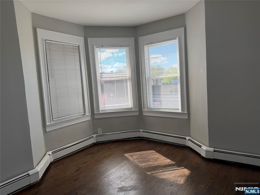 252 Boulevard - Photo 5