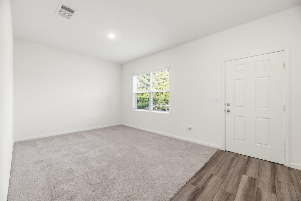 3603 Admiralty Drive - Photo 3
