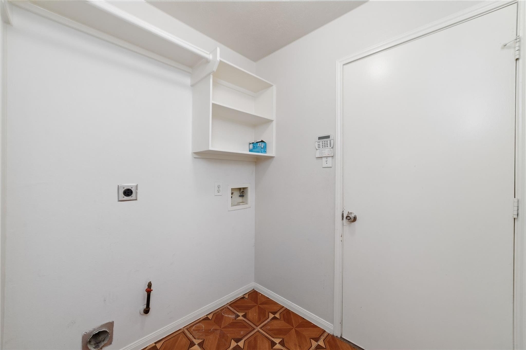 8207 Aliso Canyon Lane - Photo 23