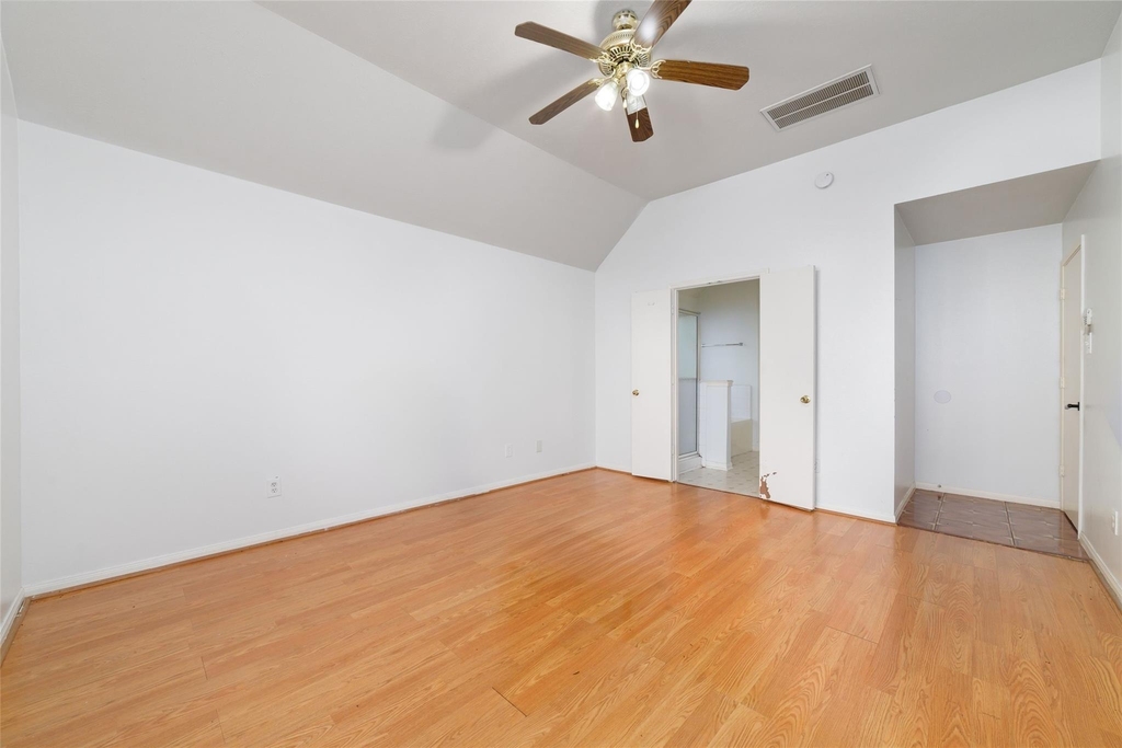 8207 Aliso Canyon Lane - Photo 13