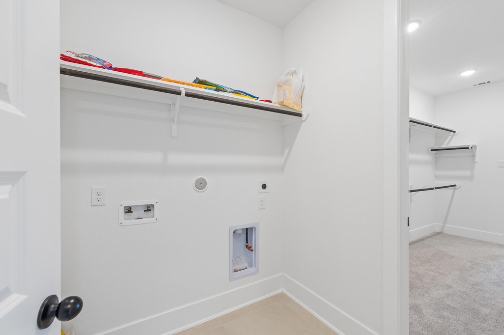 21127 Coral View Drive - Photo 10
