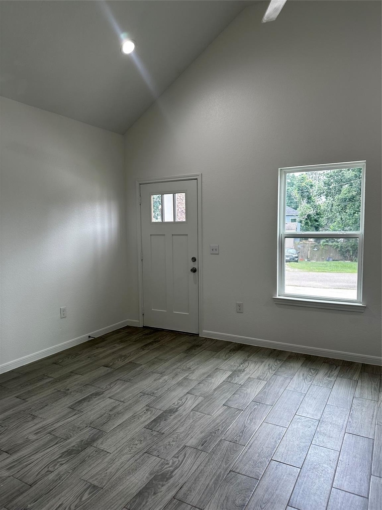 16686 E Lynbrook - Photo 1