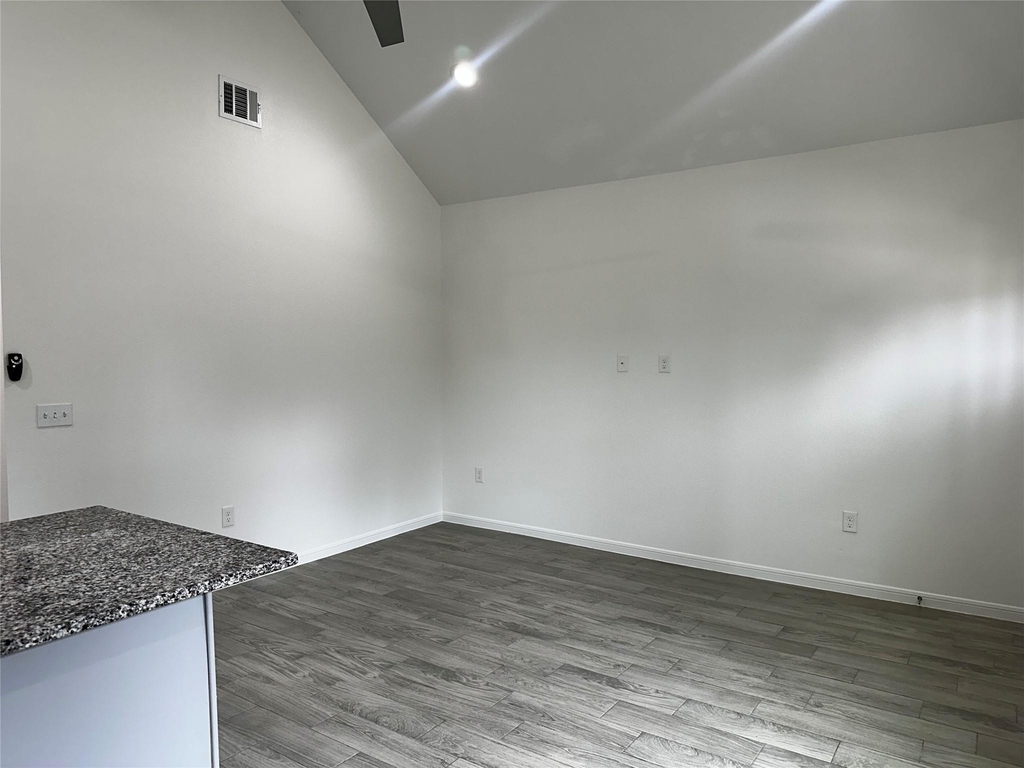 16686 E Lynbrook - Photo 3