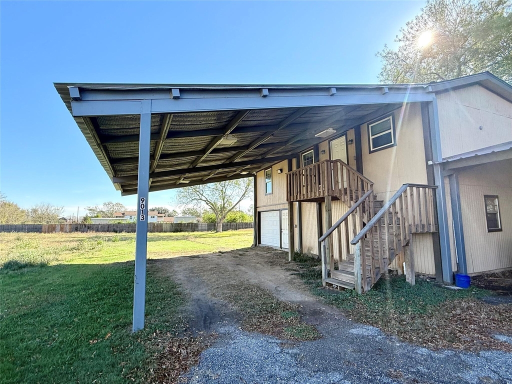 9013 Puritan Way - Photo 13