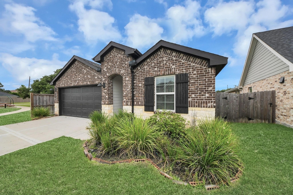 1618 Westway Drive - Photo 3