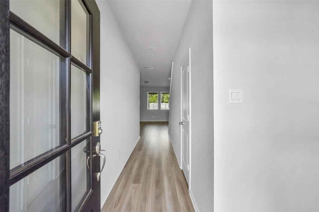 1120 Novelle Bend Drive - Photo 2
