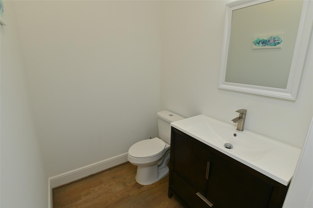 1117 W 16th Street - Photo 28