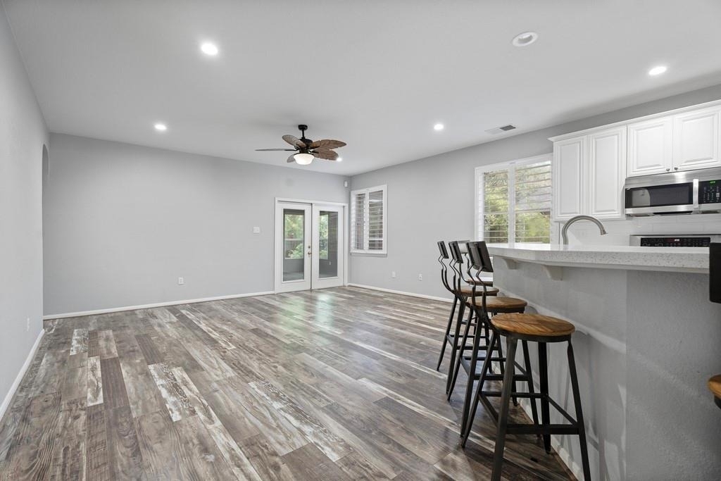 421 Livingstone Lane - Photo 10