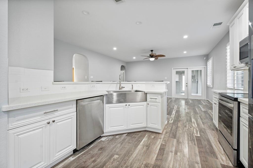 421 Livingstone Lane - Photo 8