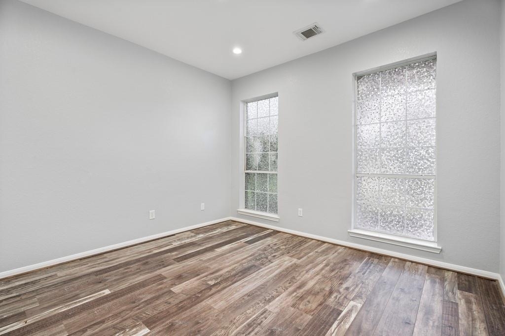 421 Livingstone Lane - Photo 5