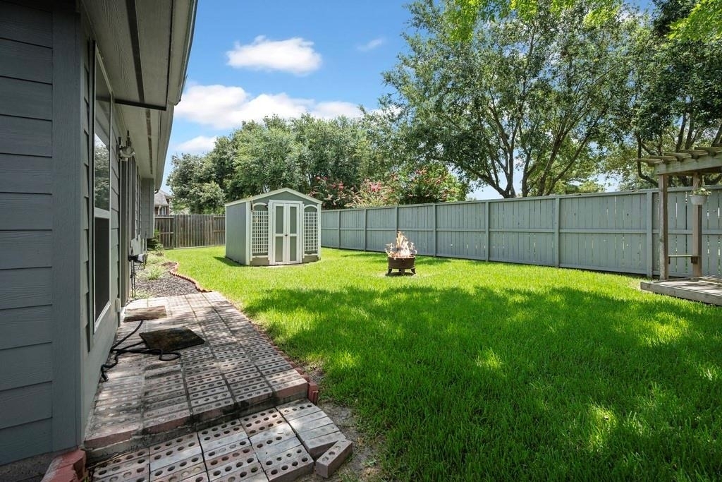421 Livingstone Lane - Photo 2