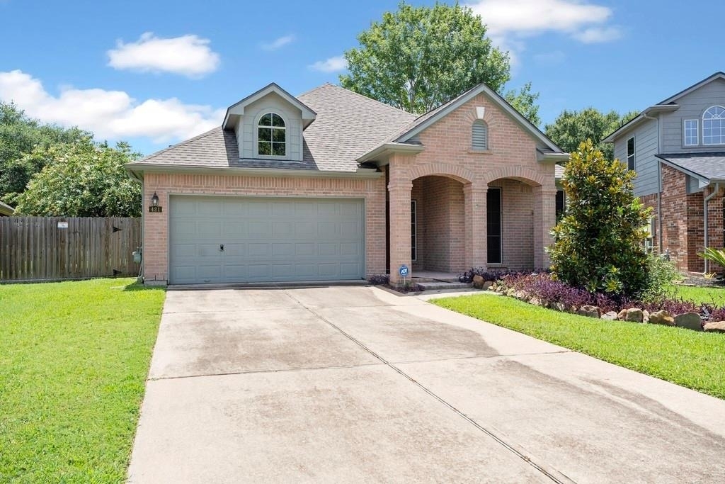 421 Livingstone Lane - Photo 1