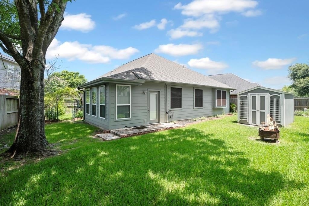 421 Livingstone Lane - Photo 3